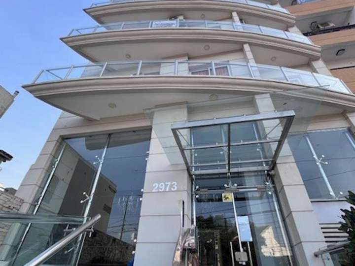 Departamento en venta en Almirante Brown, 2977, Buenos Aires