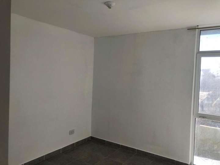 Departamento en alquiler en Surinam, General Roca