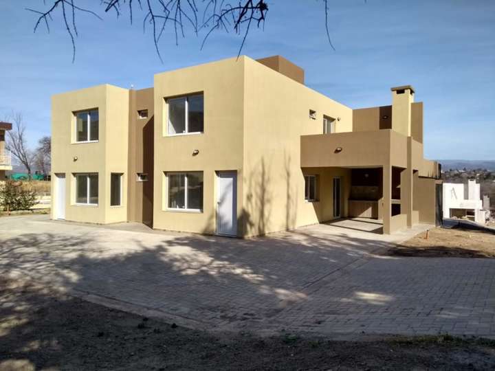 Departamento en venta en Avenida Cura Brochero, Córdoba