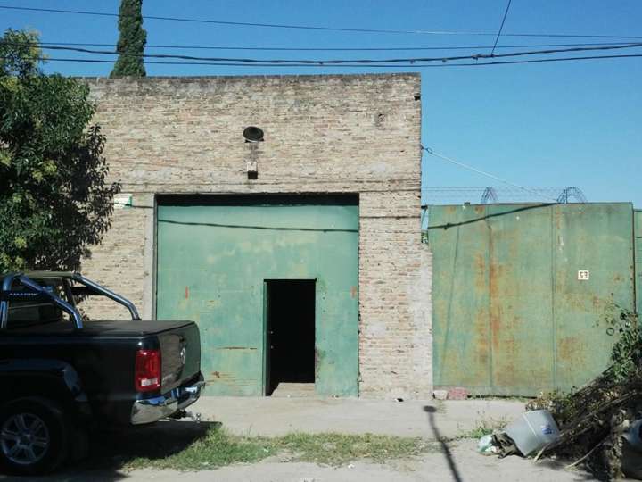 Comercial / Tienda en venta en Cacique Coliqueo, Buenos Aires