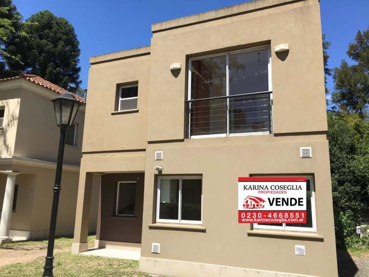 Casa en venta en El Mirlo, Buenos Aires