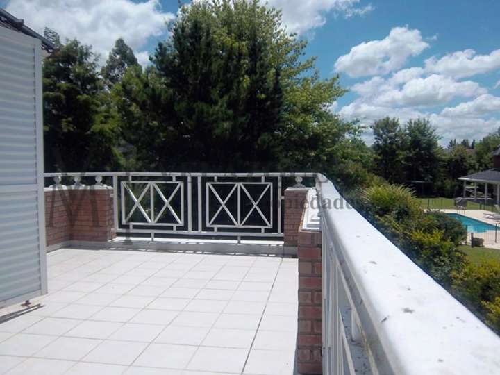 Casa en venta en Partido de Ezeiza, Buenos Aires