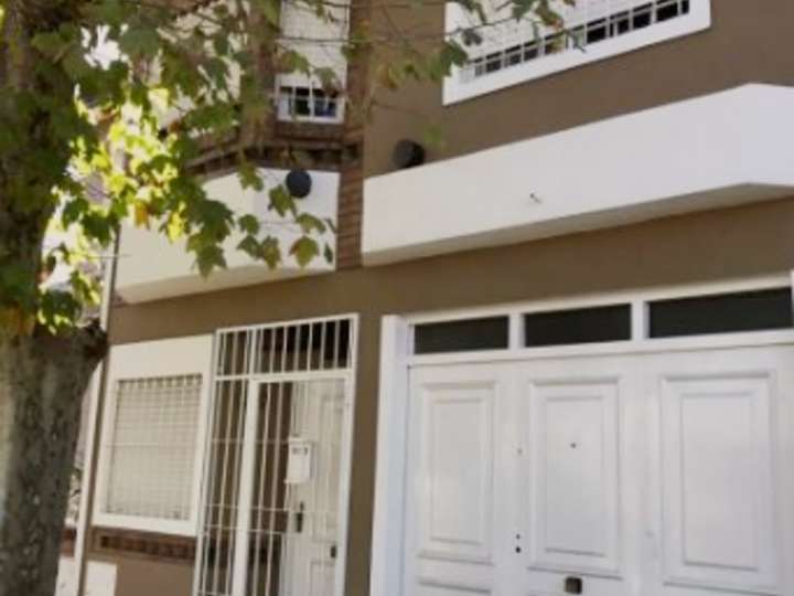 Departamento en venta en Almirante Brown, 482, Buenos Aires