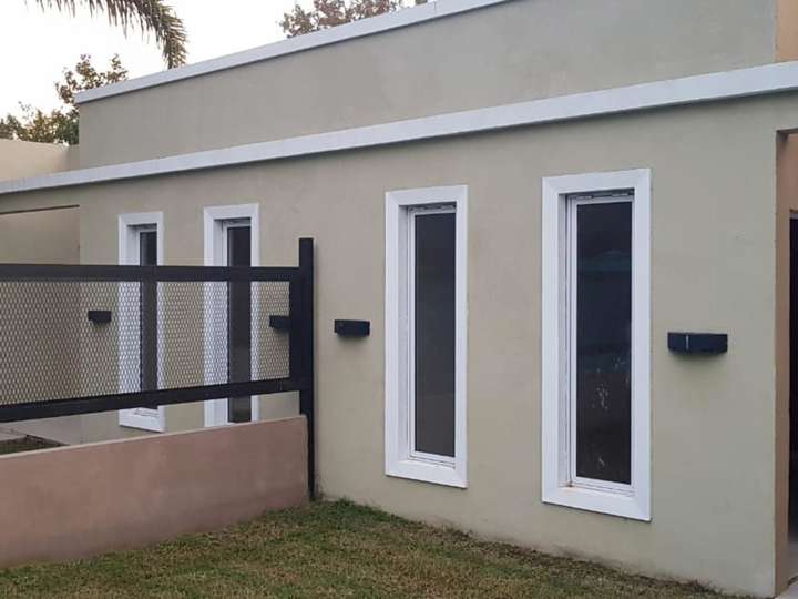 Edificio en venta en Avenida Enrique Victorica, Buenos Aires