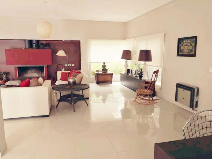 Casa en venta en Fiambalá, 2665, Roldán