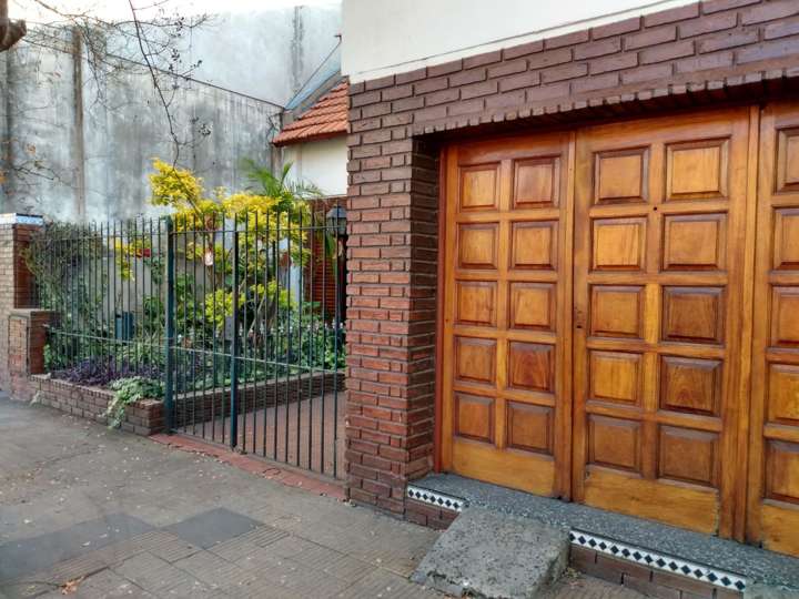 Casa en venta en Avenida Santa Fe, 1132, Villa Centenario
