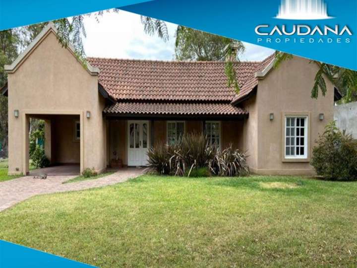 Casa en venta en Andrés Chazarreta, Buenos Aires