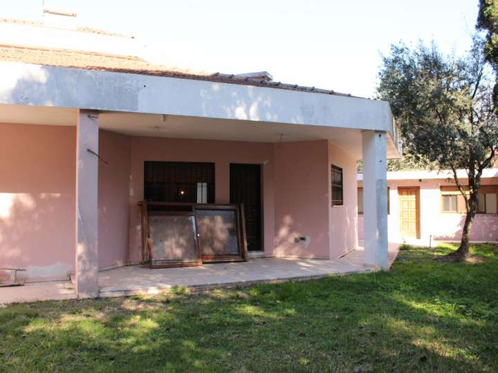 Casa en venta en Maestra Clorinda Munzón, Bella Vista