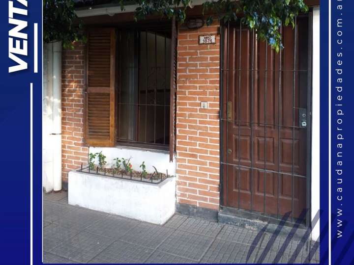 Departamento en venta en José Equiza, Buenos Aires