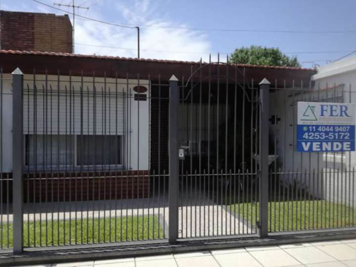 Casa en venta en Calle 137 A, Buenos Aires