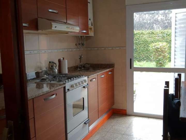 Casa en venta en Alfredo Palacios, 152, Chivilcoy