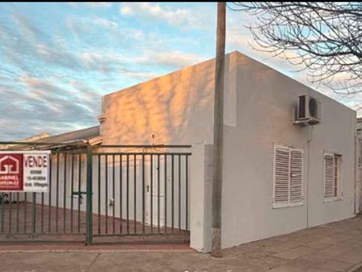 Casa en venta en Mariano Moreno, 542, General Villegas
