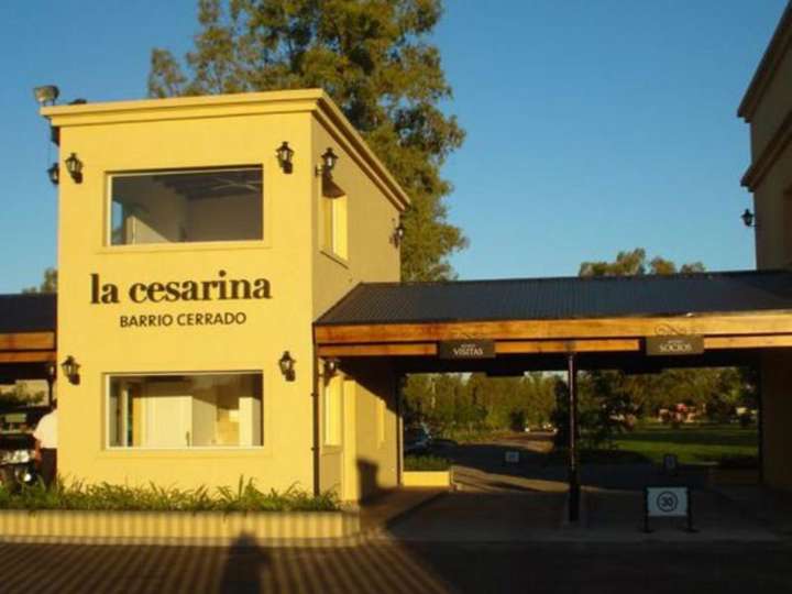 Terreno en venta en Hilario Cuadros, Buenos Aires