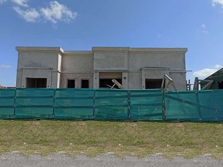 Casa en venta en Partido de San Vicente, Buenos Aires