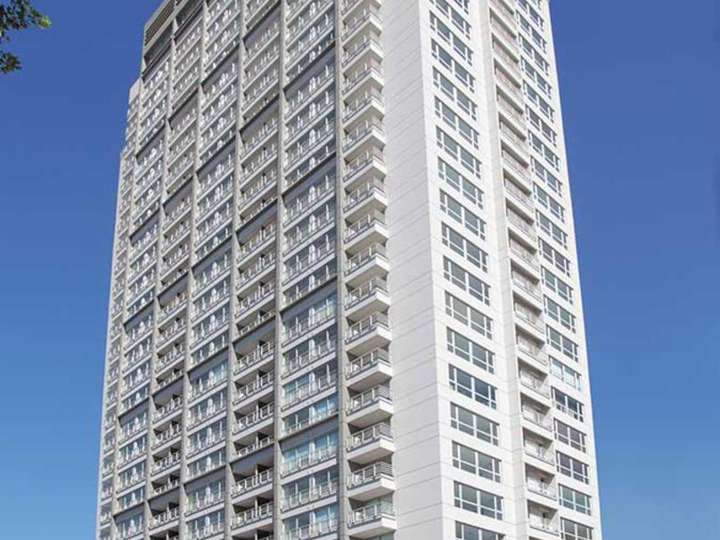 Departamento en venta en Avenida Juan de Garay, Ciudad Autónoma de Buenos Aires