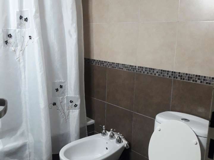 Departamento en venta en Avenida Presidente Juan Domingo Perón, 1046, Villa Luzuriaga