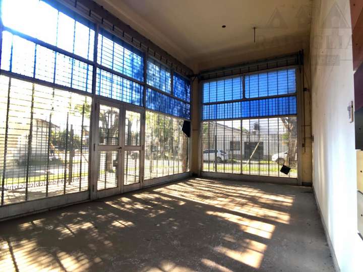 Comercial / Tienda en alquiler en San Martín, 502, Burzaco