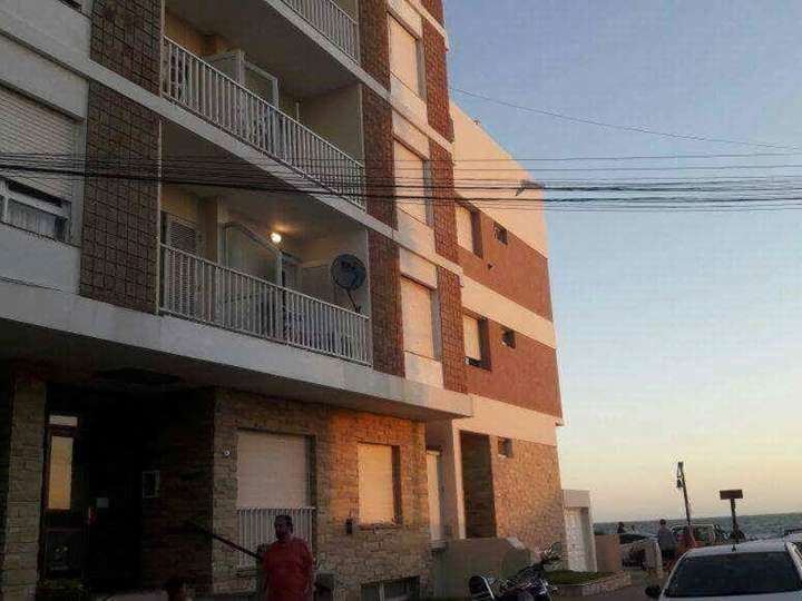 Departamento en venta en Pedro de Mendoza, Buenos Aires