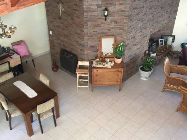 Casa en venta en Los Tilos, 661, Municipio de Viedma