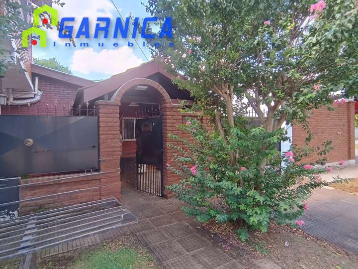 Casa en venta en Monroe, Buenos Aires