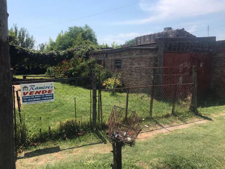 Terreno en venta en Juan Milton, Buenos Aires