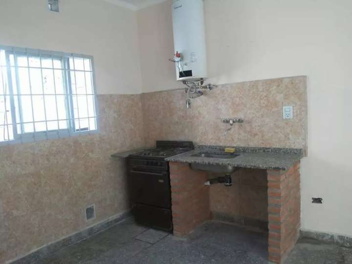 Edificio en venta en Mercedes Álvarez, 2837, El Palomar