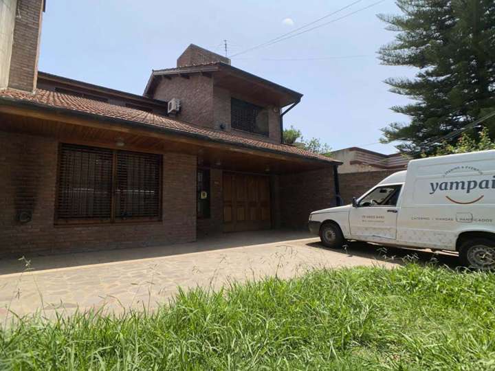 Casa en venta en Eva Duarte de Perón, 652, Burzaco