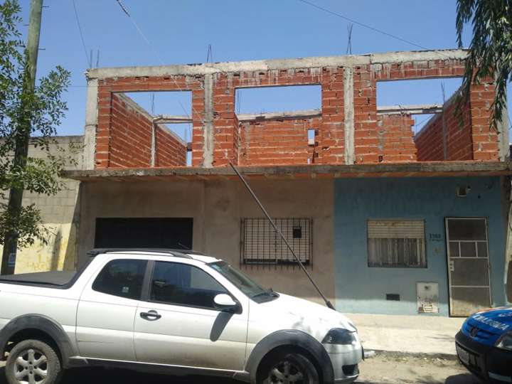 Casa en venta en Junín, Belén de Escobar
