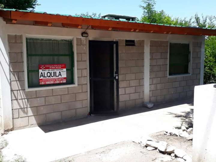 Casa en alquiler en Edmundo Cartos, 1192, Cosquín