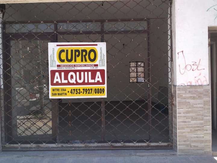 Comercial / Tienda en alquiler en 51 - 1 de Mayo, 7601, José León Suárez