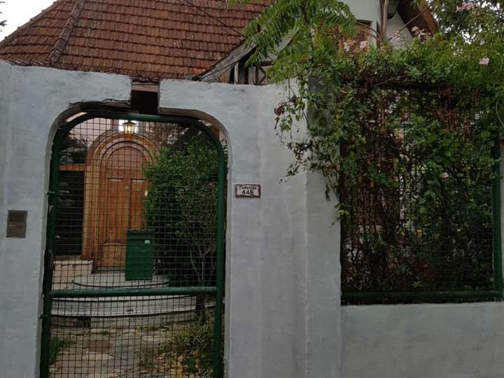 Casa en venta en Sarratea, 800, Buenos Aires