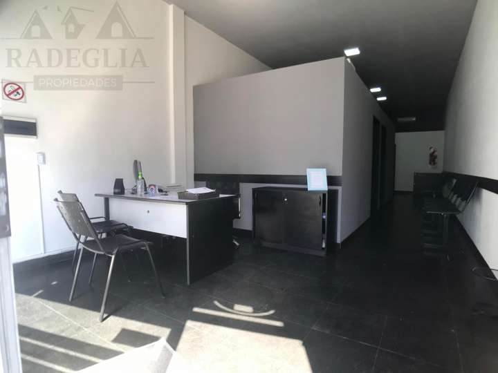 Comercial / Tienda en alquiler en Avenida Espora, Burzaco