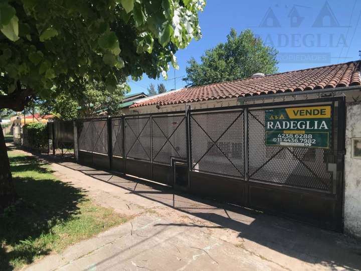 Casa en venta en Rotonda del Vapor, Burzaco