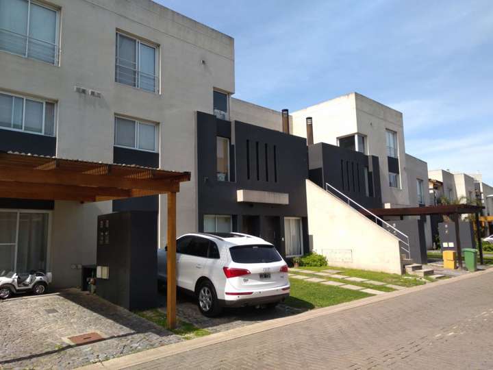 Departamento en venta en Avenida de los Colegios, Nordelta