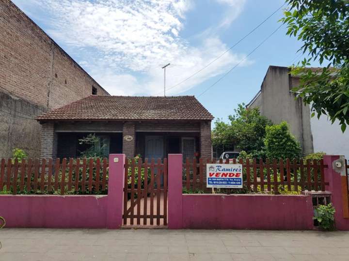 Casa en venta en Avenida Intendente Luis Emilio Tulissi, Francisco Álvarez