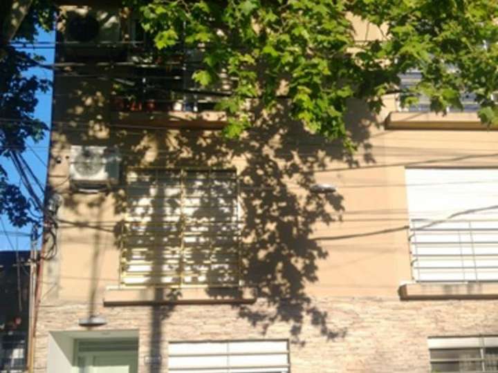 Departamento en venta en La Roche, 301, Buenos Aires