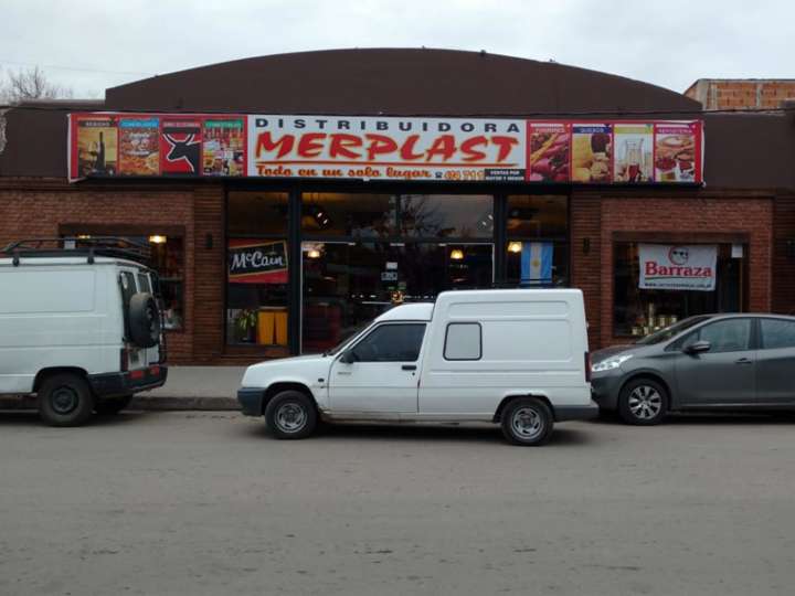 Comercial / Tienda en venta en Coronel Mercau, Merlo