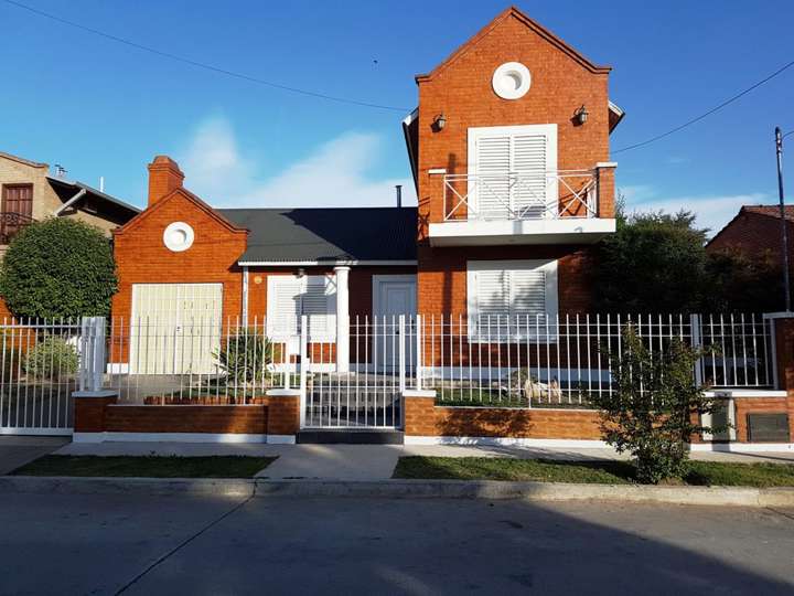 Casa en venta en Los Jazmines, Córdoba