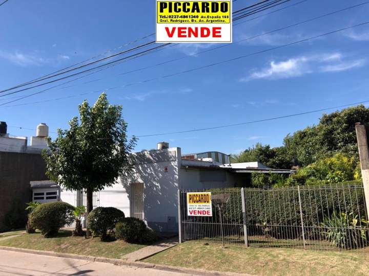 Casa en venta en Artigas, General Rodríguez