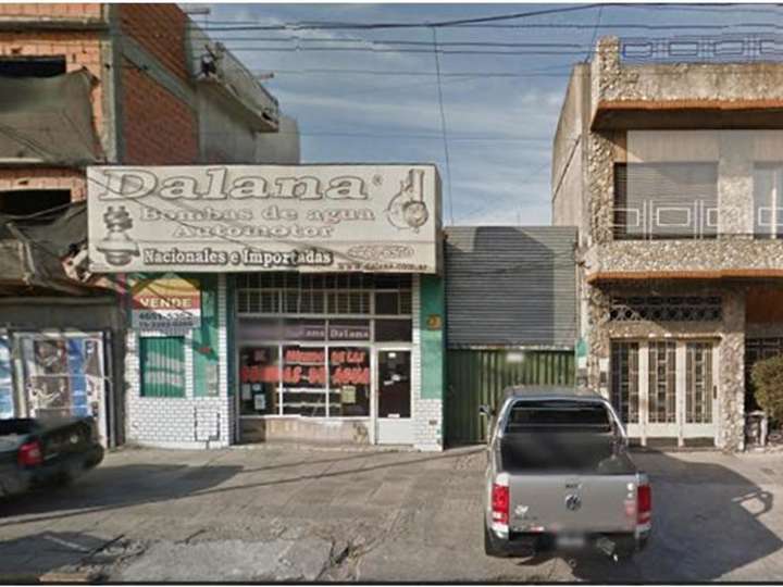 Comercial / Tienda en venta en Avenida Enrique Mosconi, 2047, Buenos Aires