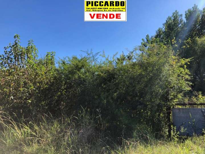 Casa adosada en venta en Fray Mocho, Buenos Aires