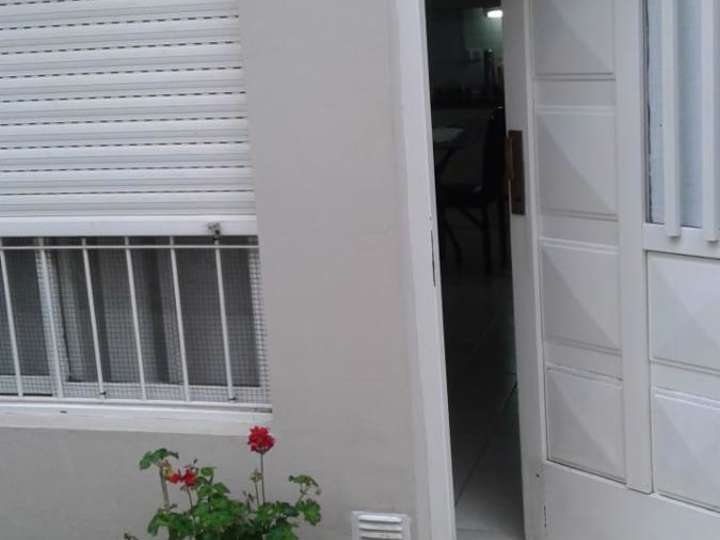 Departamento en venta en Avenida Presidente Juan Domingo Perón, 853, Villa Luzuriaga