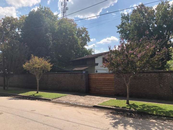 Casa adosada en venta en Los Abedules, Francisco Álvarez