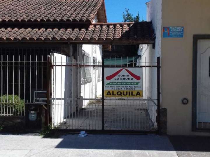 Cochera en alquiler en Eugenia Ottone de Asconapé, 234, Paso del Rey