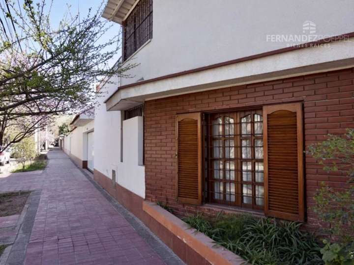 Casa en venta en Damián Hudson, Mendoza