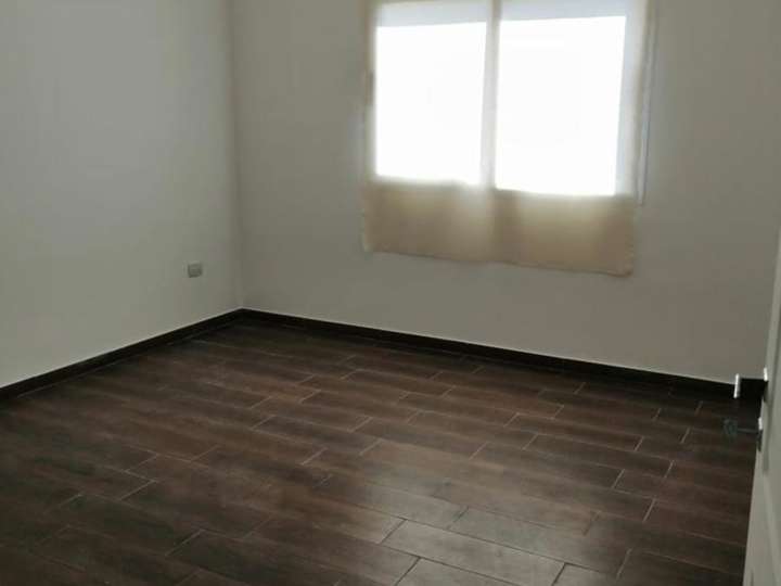 Casa en venta en Defensa, San Antonio de Padua