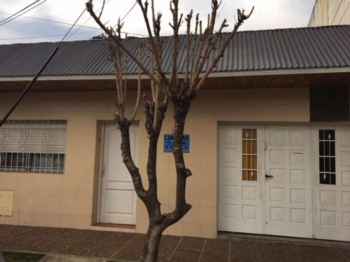 Casa en venta en Miguel Cané, 300, Buenos Aires
