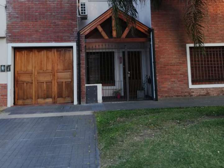Casa en venta en Condarco, 508, Buenos Aires
