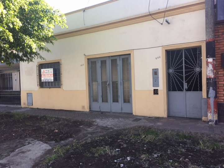 Casa en venta en Rodrigo M. Ross, 571, Santa Fe