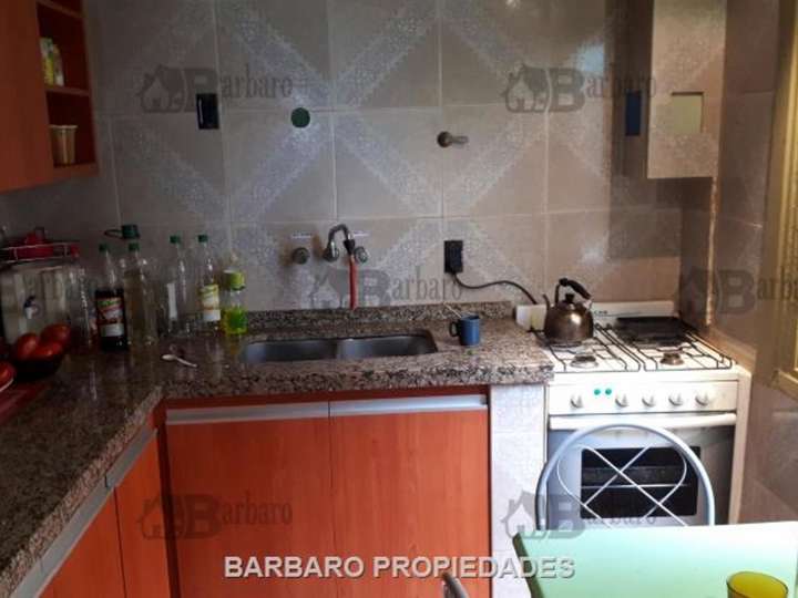 Edificio en venta en 63 - French, 1600, Villa Maipú